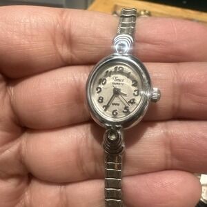 Works 1994 VTG Timex Silver 22mm Quartz Ladies Watch - Band Little Stretched 5.5